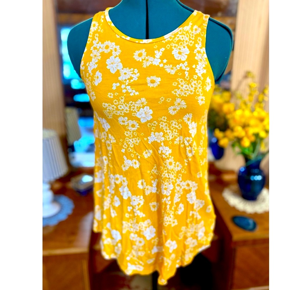 Cute tank.